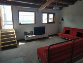 apartamento cerca de tren, playa y Barcelona
